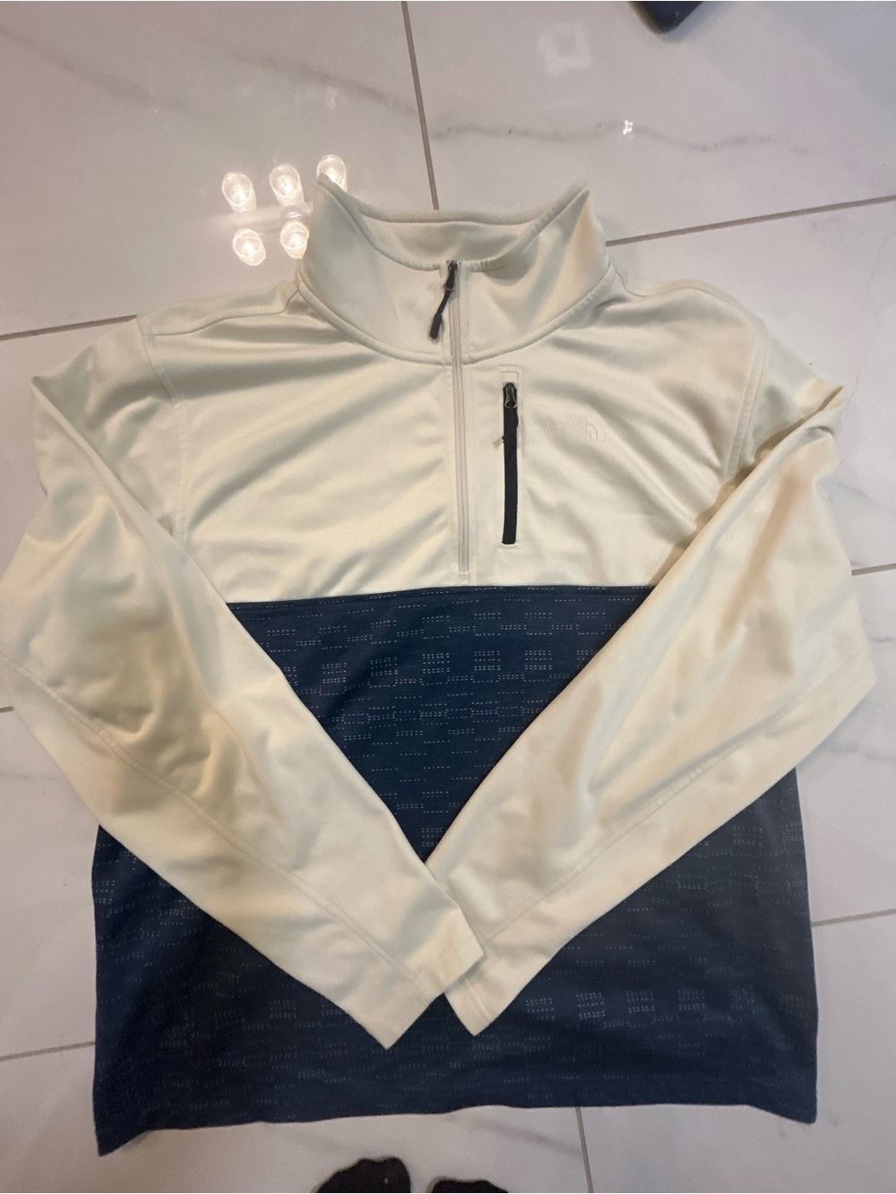 The North Face Mens XL 1/4 Zip Pullover Fleece Cream Navy Blue Colorblock
Canyon